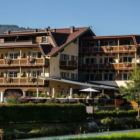 Hotel Kaprunerhof 4*
