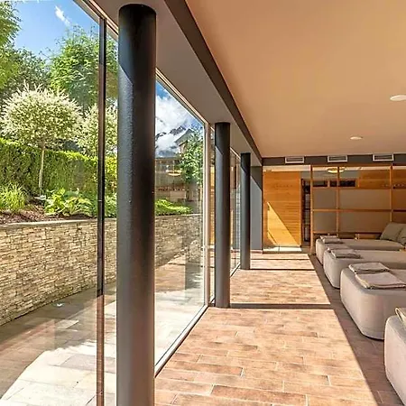Kaprunerhof 4*