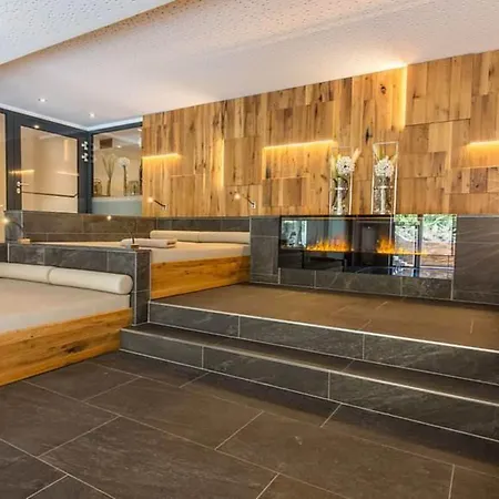 מלון Kaprunerhof 4*